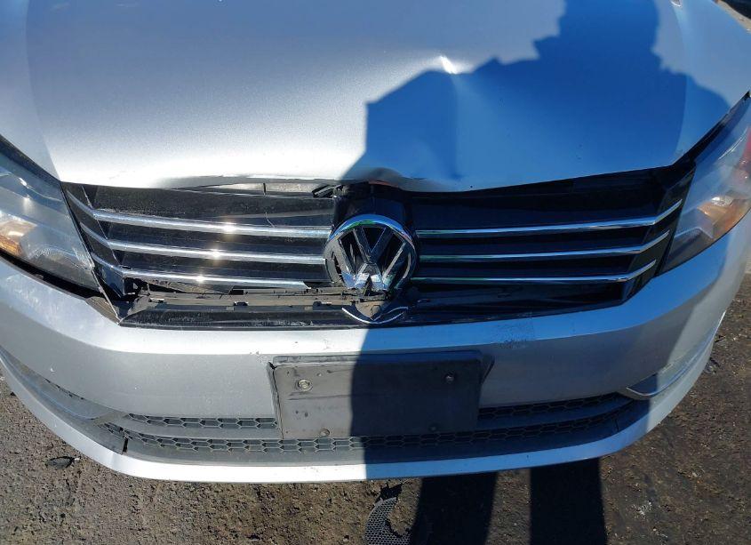 Photo 6 of 2013 Volkswagen Passat 2.5L S (VIN 1VWAH7A30DC001388)