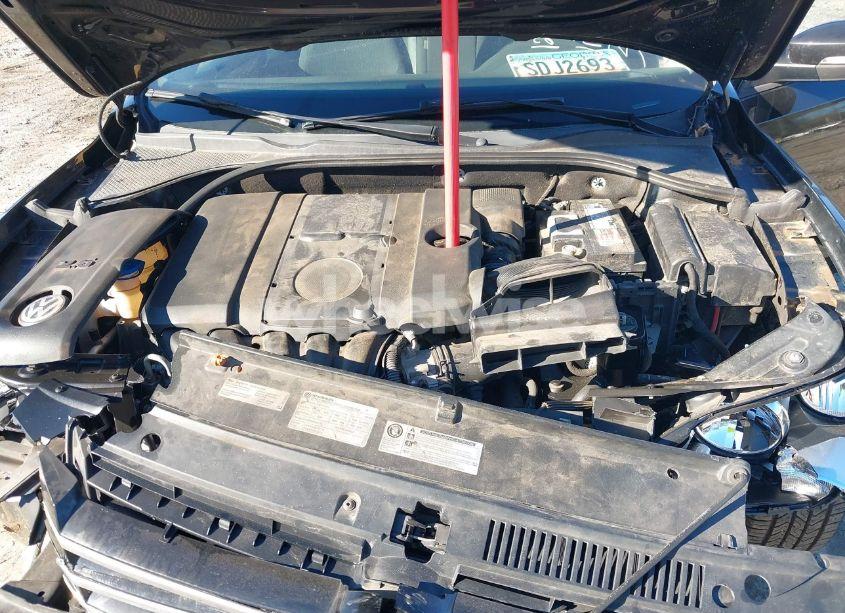 Photo 10 of 2013 Volkswagen Passat 2.5L S (VIN 1VWAH7A30DC073417)