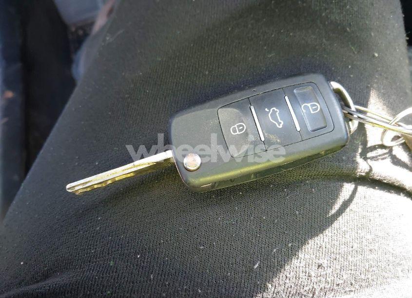 Photo 11 of 2013 Volkswagen Passat 2.5L S (VIN 1VWAH7A30DC073417)