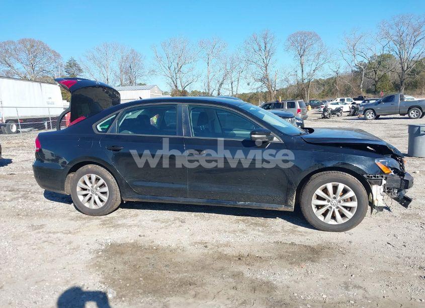 Photo 14 of 2013 Volkswagen Passat 2.5L S (VIN 1VWAH7A30DC073417)