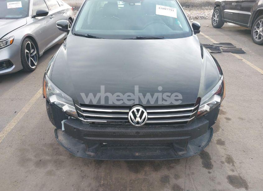 Photo 13 of 2013 Volkswagen Passat 2.5L S (VIN 1VWAH7A30DC088810)