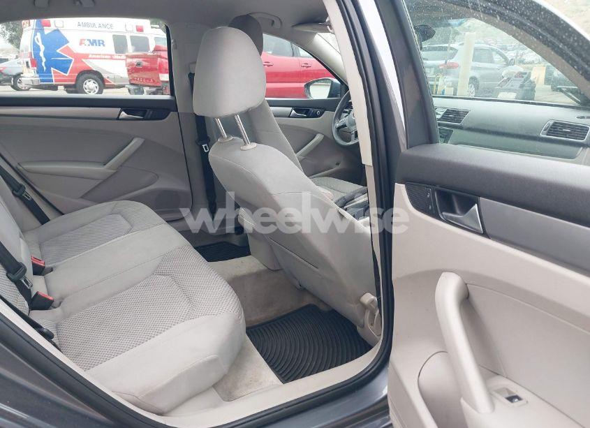 Photo 8 of 2012 Volkswagen Passat 2.5L S (VIN 1VWAH7A31CC087907)