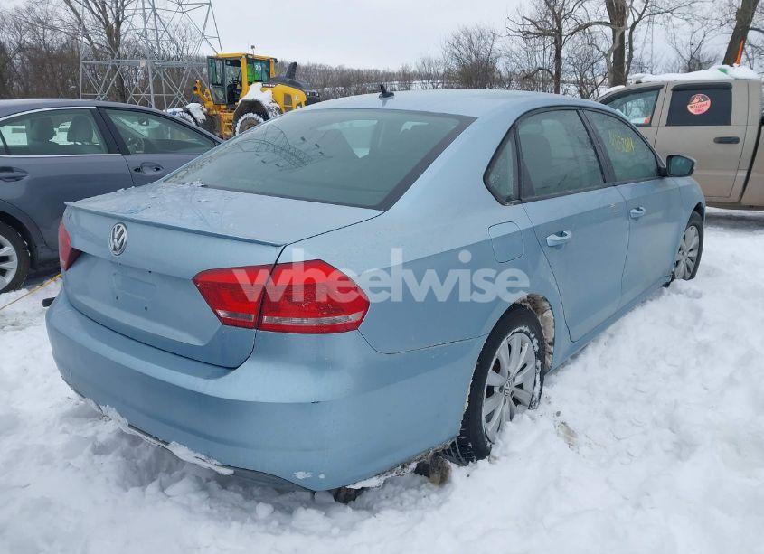 Photo 4 of 2013 Volkswagen Passat 2.5L S (VIN 1VWAH7A31DC111396)