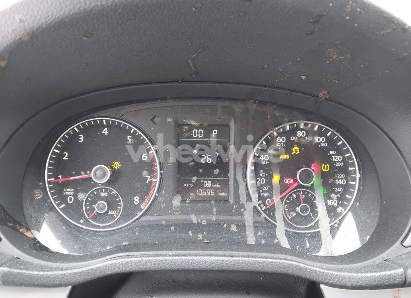 Photo 7 of 2013 Volkswagen Passat 2.5L S (VIN 1VWAH7A31DC111396)