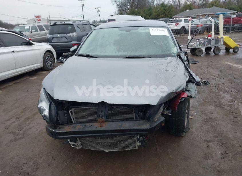 Photo 13 of 2012 Volkswagen Passat 2.5L S (VIN 1VWAH7A34CC029189)