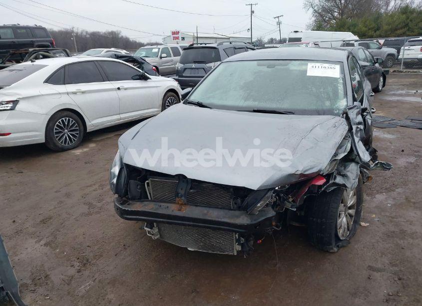 Photo 2 of 2012 Volkswagen Passat 2.5L S (VIN 1VWAH7A34CC029189)