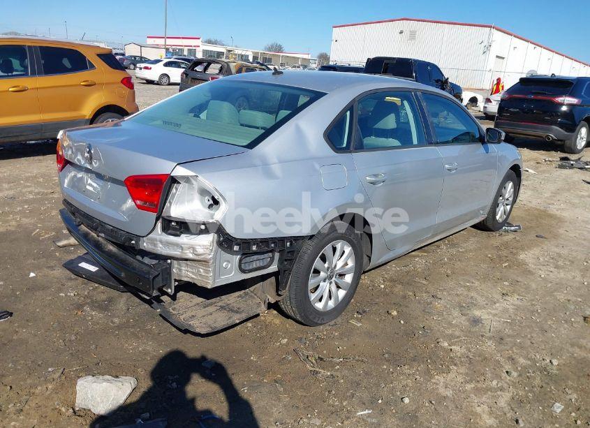 Photo 4 of 2012 Volkswagen Passat 2.5L S (VIN 1VWAH7A34CC106918)