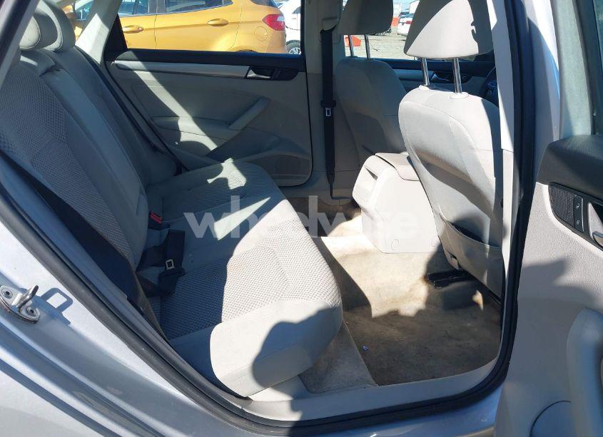Photo 8 of 2012 Volkswagen Passat 2.5L S (VIN 1VWAH7A34CC106918)