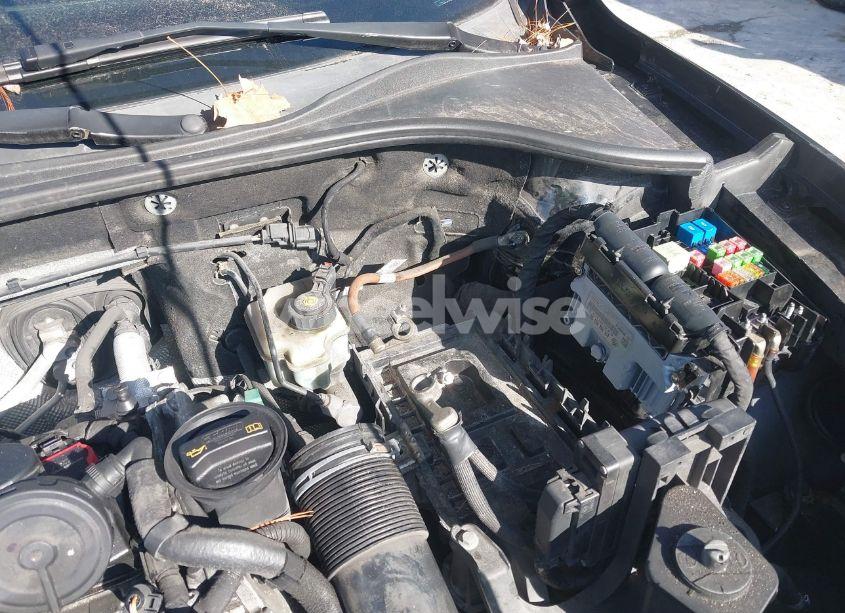 Photo 12 of 2013 Volkswagen Passat 2.5L S (VIN 1VWAH7A34DC007694)