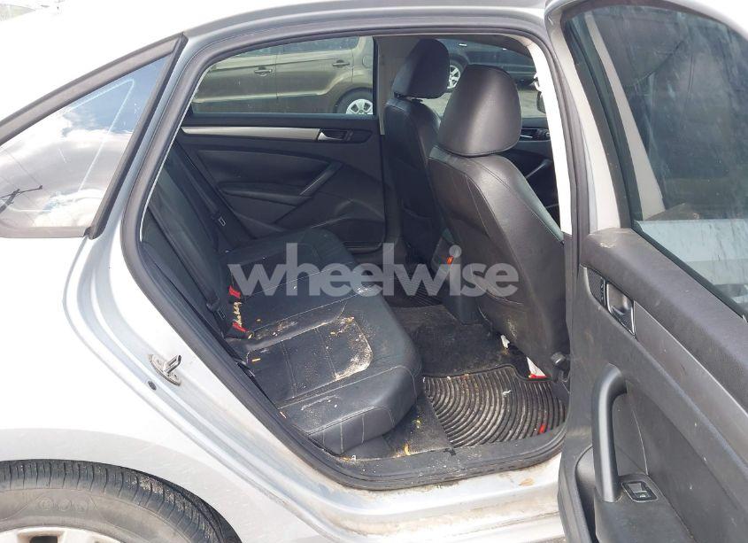 Photo 8 of 2014 Volkswagen Passat 2.5L WOLFSBURG EDITION (VIN 1VWAH7A34EC015859)