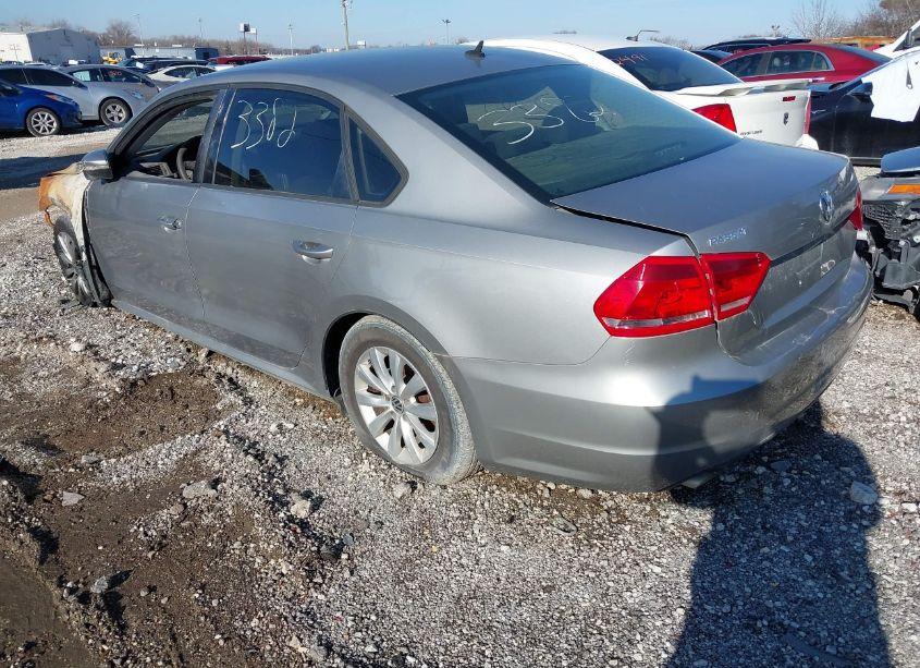 Photo 3 of 2012 Volkswagen Passat S W/APPEARANCE (VIN 1VWAH7A35CC096612)