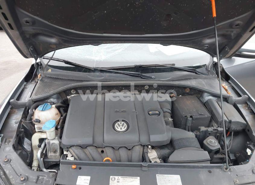 Photo 10 of 2012 Volkswagen Passat 2.5L S (VIN 1VWAH7A35CC111044)