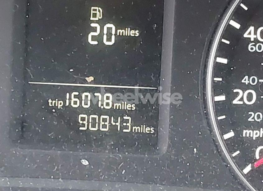 Photo 15 of 2012 Volkswagen Passat 2.5L S (VIN 1VWAH7A35CC111044)