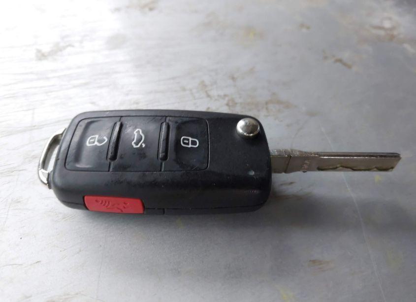 Photo 11 of 2013 Volkswagen Passat 2.5L S (VIN 1VWAH7A35DC055723)