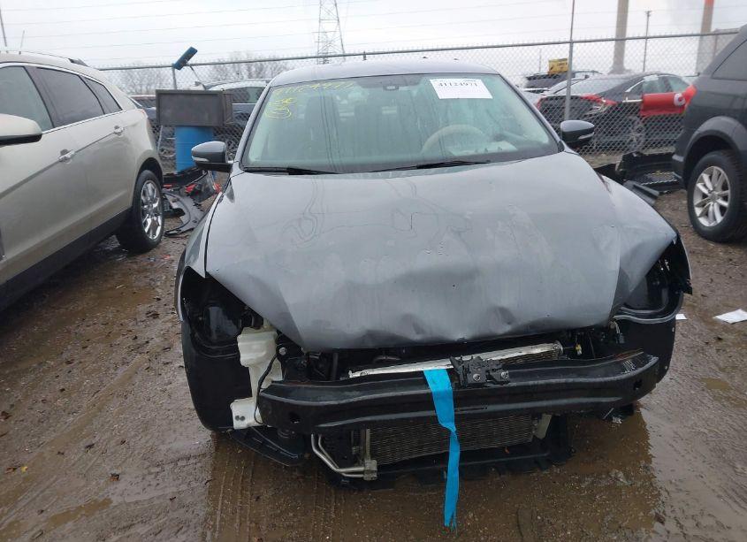 Photo 13 of 2013 Volkswagen Passat 2.5L S (VIN 1VWAH7A35DC055723)