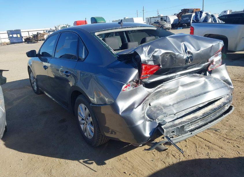 Photo 3 of 2013 Volkswagen Passat 2.5L S (VIN 1VWAH7A35DC092805)