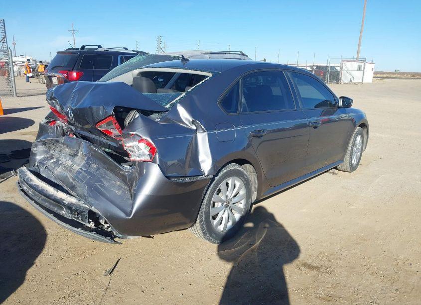 Photo 4 of 2013 Volkswagen Passat 2.5L S (VIN 1VWAH7A35DC092805)