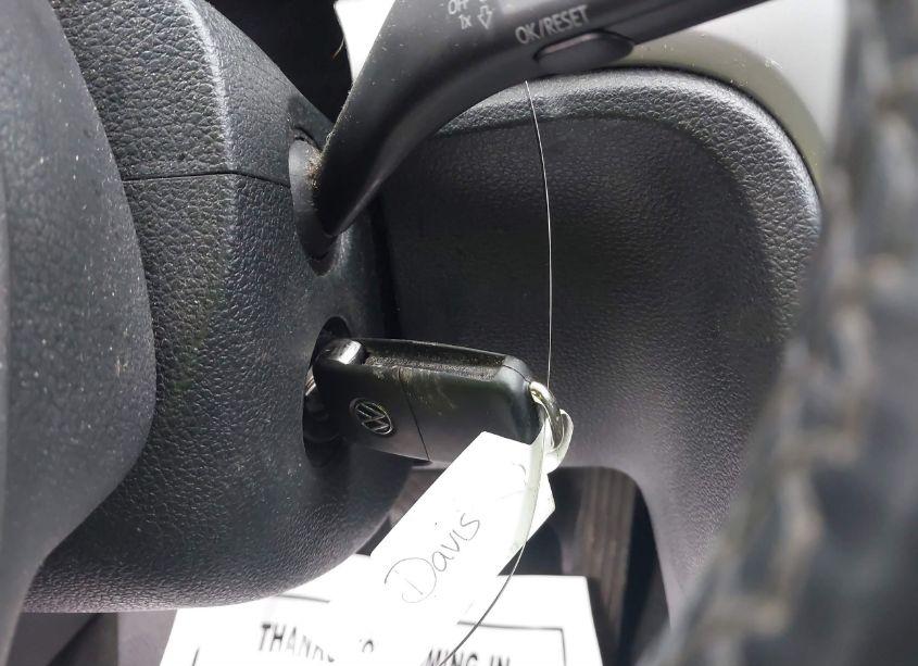 Photo 11 of 2014 Volkswagen Passat 2.5L S/2.5L WOLFSBURG EDITION (VIN 1VWAH7A35EC023193)