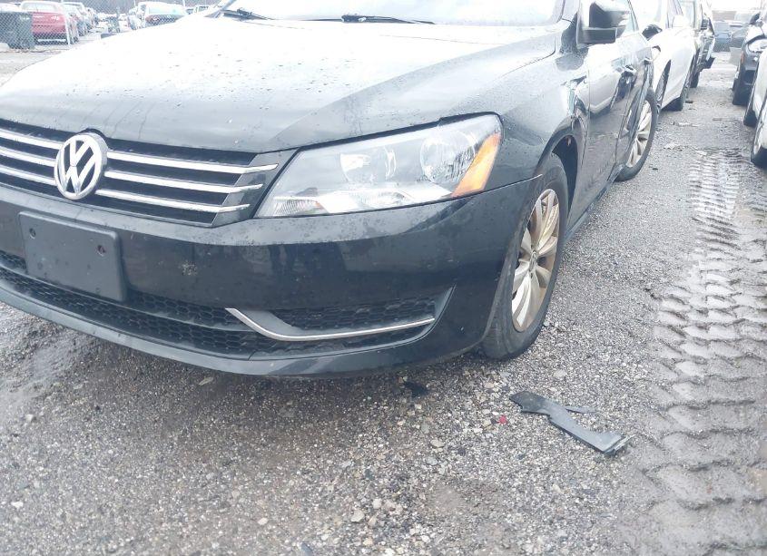 Photo 17 of 2014 Volkswagen Passat 2.5L S/2.5L WOLFSBURG EDITION (VIN 1VWAH7A35EC023193)