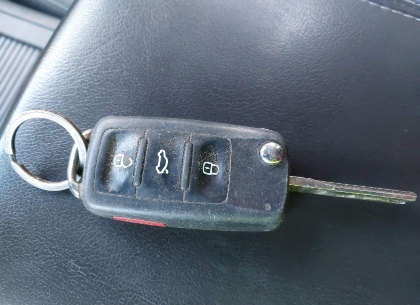 Photo 11 of 2013 Volkswagen Passat S W/APPEARANCE (VIN 1VWAH7A37DC008063)