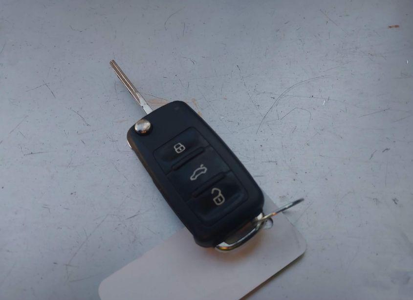 Photo 11 of 2013 Volkswagen Passat S W/APPEARANCE (VIN 1VWAH7A37DC056811)