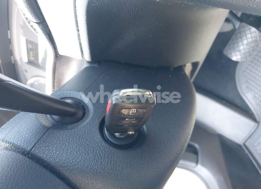 Photo 11 of 2013 Volkswagen Passat 2.5L S (VIN 1VWAH7A37DC112391)