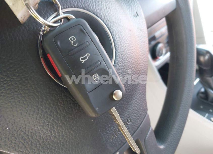 Photo 11 of 2013 Volkswagen Passat 2.5L S (VIN 1VWAH7A37DC132561)