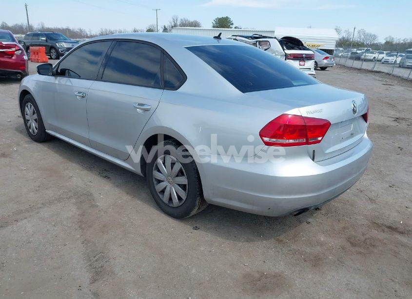 Photo 3 of 2013 Volkswagen Passat 2.5L S (VIN 1VWAH7A37DC132561)