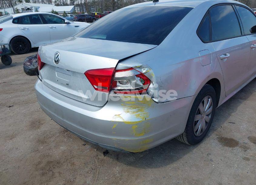 Photo 6 of 2013 Volkswagen Passat 2.5L S (VIN 1VWAH7A37DC132561)