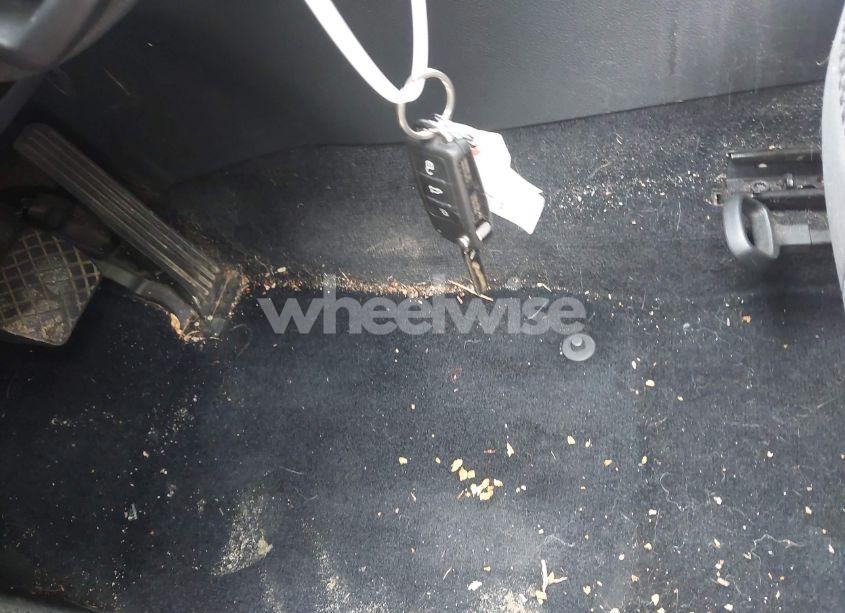 Photo 11 of 2013 Volkswagen Passat 2.5L S (VIN 1VWAH7A38DC147571)