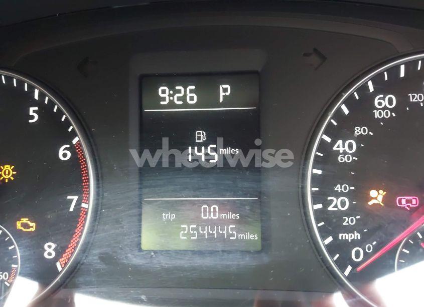 Photo 15 of 2013 Volkswagen Passat 2.5L S (VIN 1VWAH7A38DC147571)