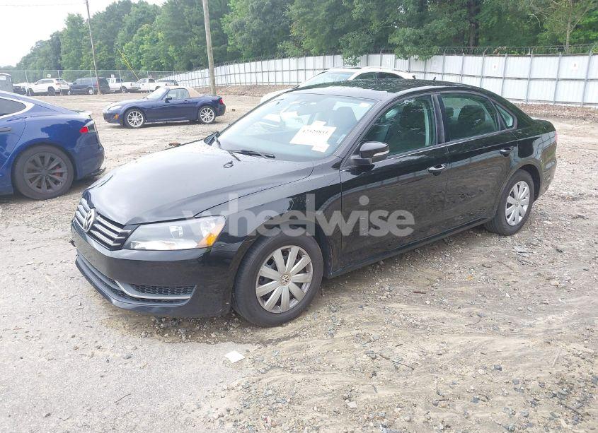 Photo 2 of 2013 Volkswagen Passat 2.5L S (VIN 1VWAH7A38DC147571)