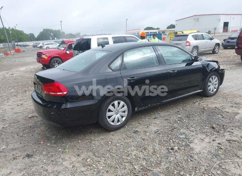 Photo 4 of 2013 Volkswagen Passat 2.5L S (VIN 1VWAH7A38DC147571)