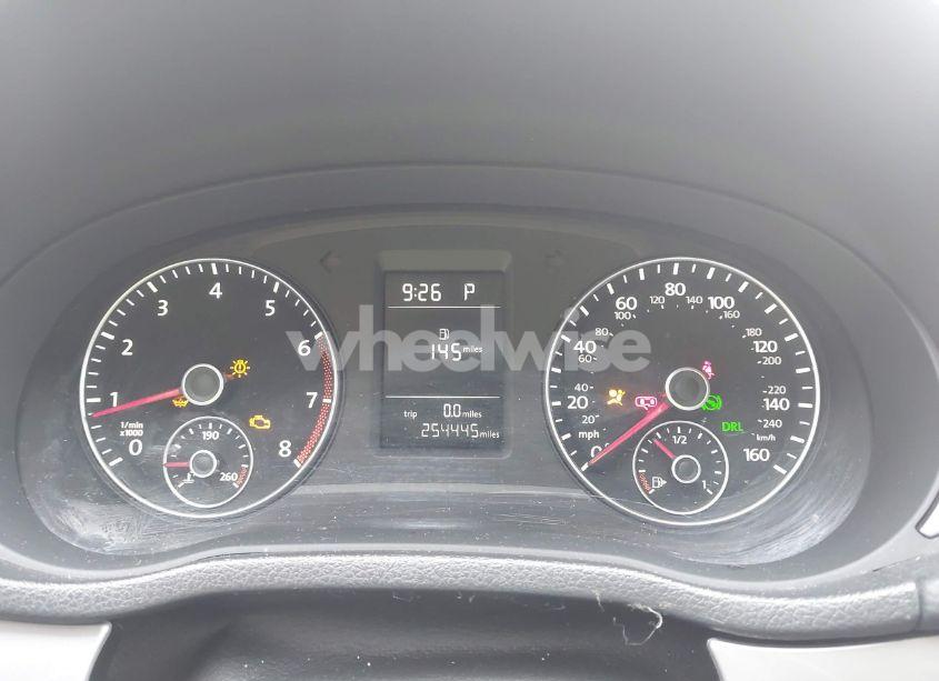 Photo 7 of 2013 Volkswagen Passat 2.5L S (VIN 1VWAH7A38DC147571)