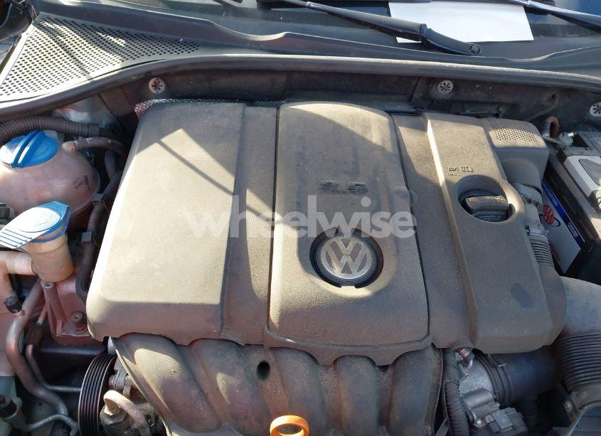Photo 10 of 2012 Volkswagen Passat 2.5L S (VIN 1VWAH7A3XCC084214)