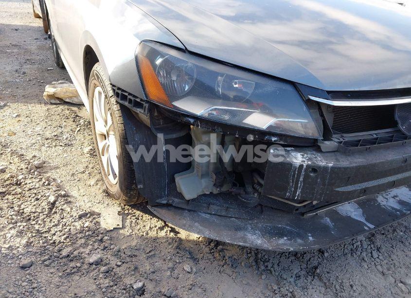 Photo 14 of 2012 Volkswagen Passat 2.5L S (VIN 1VWAH7A3XCC084214)
