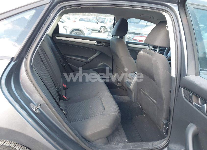Photo 8 of 2012 Volkswagen Passat 2.5L S (VIN 1VWAH7A3XCC084214)