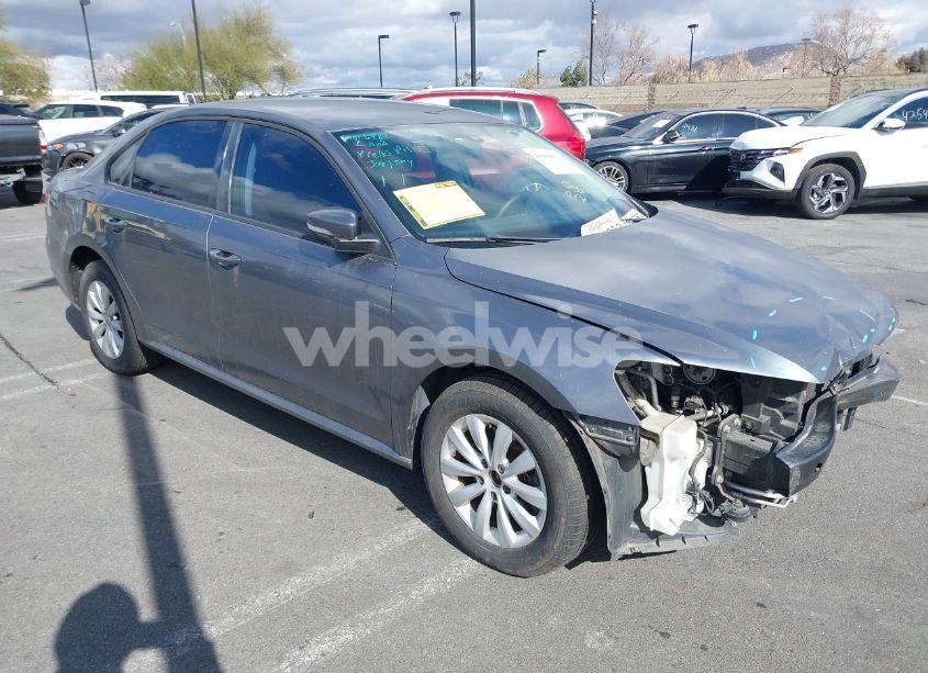2013 Volkswagen Passat 2.5L S (VIN 1VWAP7A30DC029503) main photo