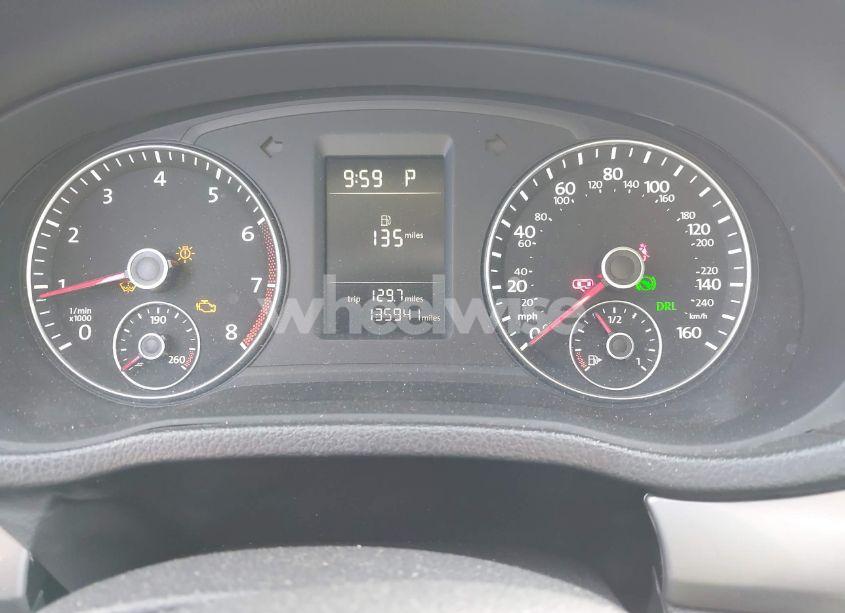 Photo 13 of 2013 Volkswagen Passat 2.5L S (VIN 1VWAP7A30DC029503)
