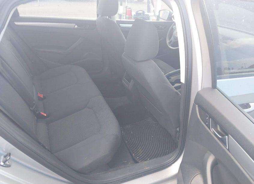 Photo 8 of 2013 Volkswagen Passat 2.5L S (VIN 1VWAP7A30DC101543)