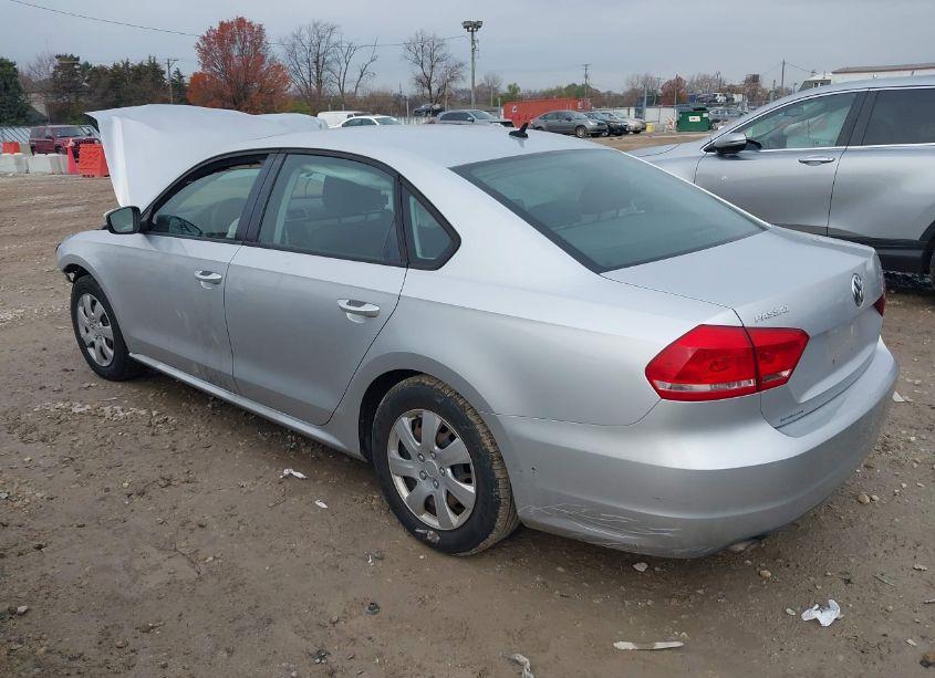 Photo 3 of 2013 Volkswagen Passat 2.5L S (VIN 1VWAP7A30DC113532)
