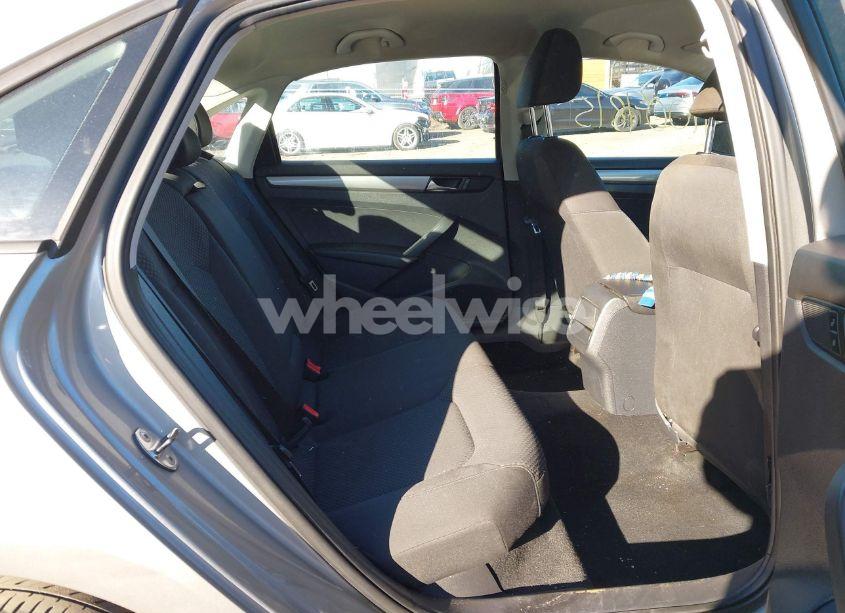 Photo 8 of 2014 Volkswagen Passat 2.5L S (VIN 1VWAP7A30EC008863)