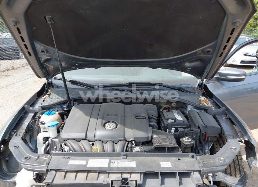 Photo 10 of 2014 Volkswagen Passat 2.5L S (VIN 1VWAP7A30EC016476)