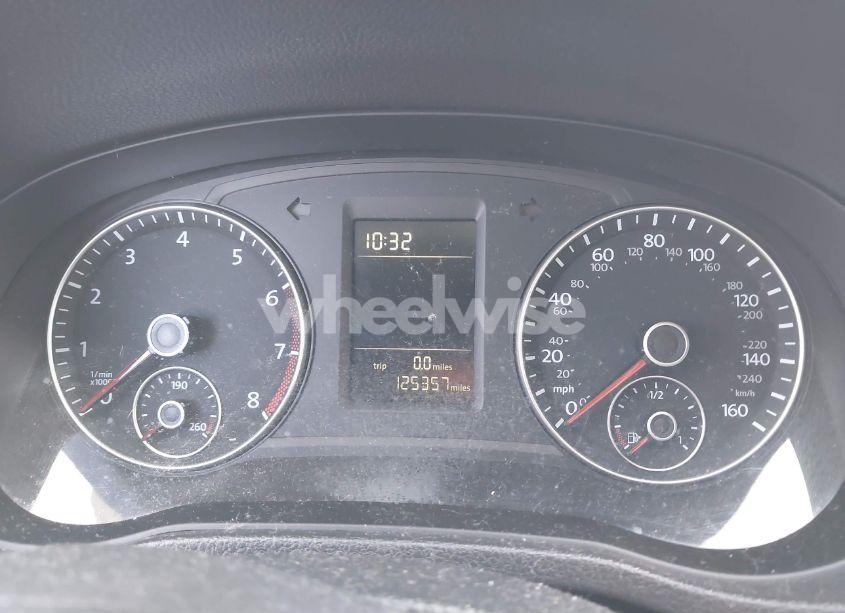 Photo 7 of 2012 Volkswagen Passat 2.5L S (VIN 1VWAP7A31CC037124)