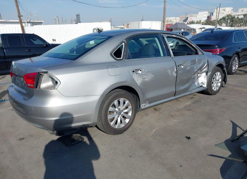 Photo 4 of 2012 Volkswagen Passat 2.5L S (VIN 1VWAP7A31CC079793)