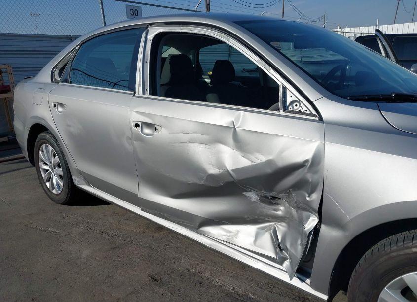 Photo 6 of 2012 Volkswagen Passat 2.5L S (VIN 1VWAP7A31CC079793)