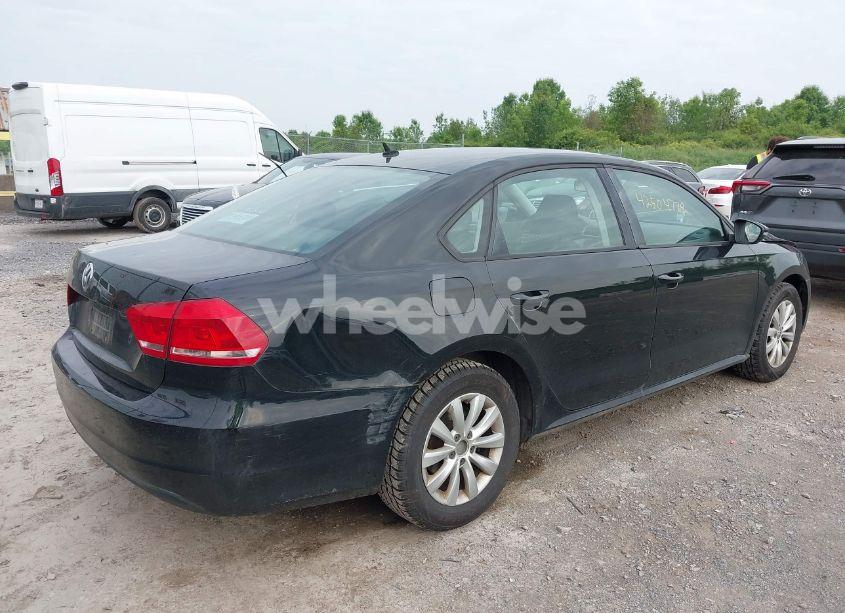 Photo 4 of 2012 Volkswagen Passat 2.5L S (VIN 1VWAP7A31CC086856)