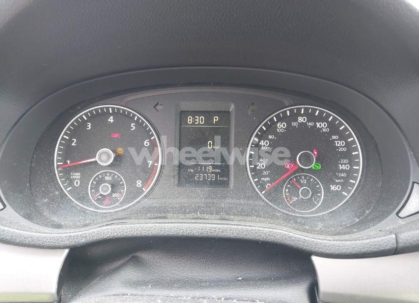 Photo 7 of 2012 Volkswagen Passat 2.5L S (VIN 1VWAP7A31CC086856)