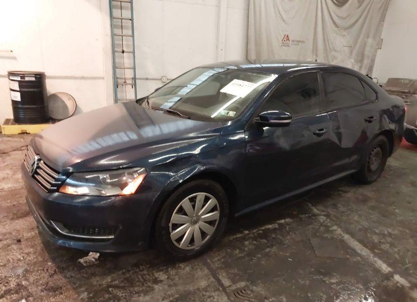 Photo 2 of 2013 Volkswagen Passat 2.5L S (VIN 1VWAP7A31DC028277)