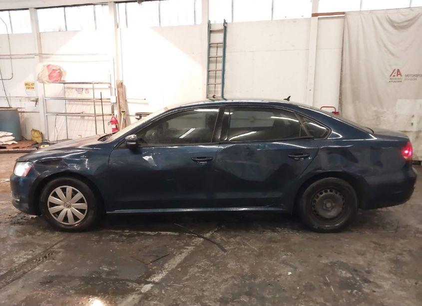 Photo 6 of 2013 Volkswagen Passat 2.5L S (VIN 1VWAP7A31DC028277)